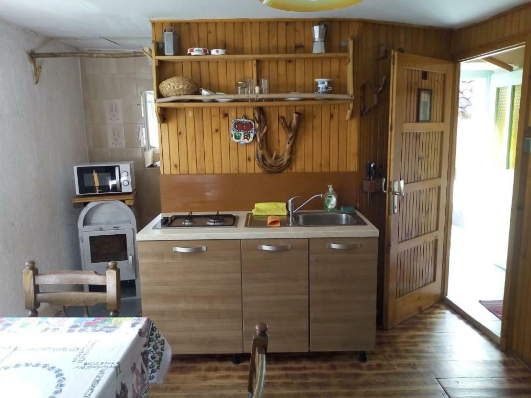 Apartman Dinko Lubenice Εξωτερικό φωτογραφία