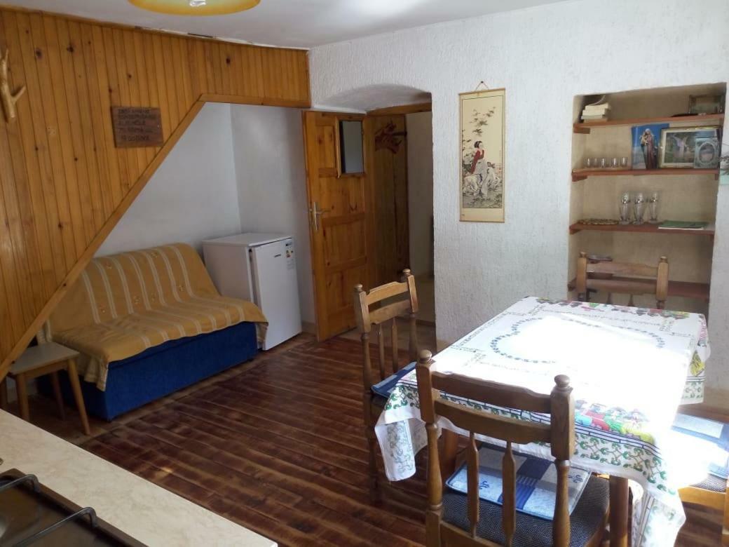 Apartman Dinko Lubenice Εξωτερικό φωτογραφία